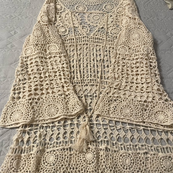 Chic Crochet Swim Cover-Up in Cream - Picture 6 of 8